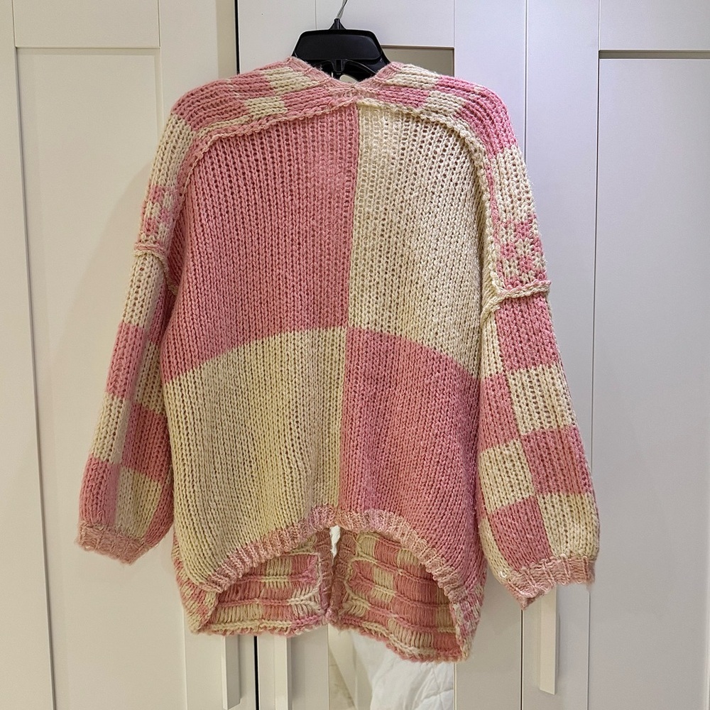 PINK AND WHITE CHECKERED ALTARD STATE CARDIGAN - Picture 2 of 4